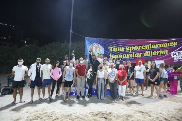 Cumhuriyet Plaj Voleybolu Turnuvas sona erdi